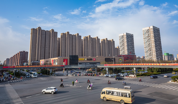 過街立體交通-新鄉(xiāng)市金穗大道與新二街交叉口人行天橋項目正式投用.png