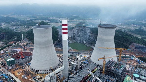 國能清遠電廠煙塔工程全景.jpg